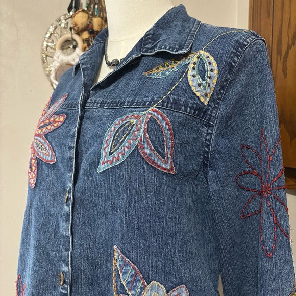 Floral Embroidered Button Denim Jean Jacket Size 8 Petite Cottage Vtg Y2K - Picture 3 of 13